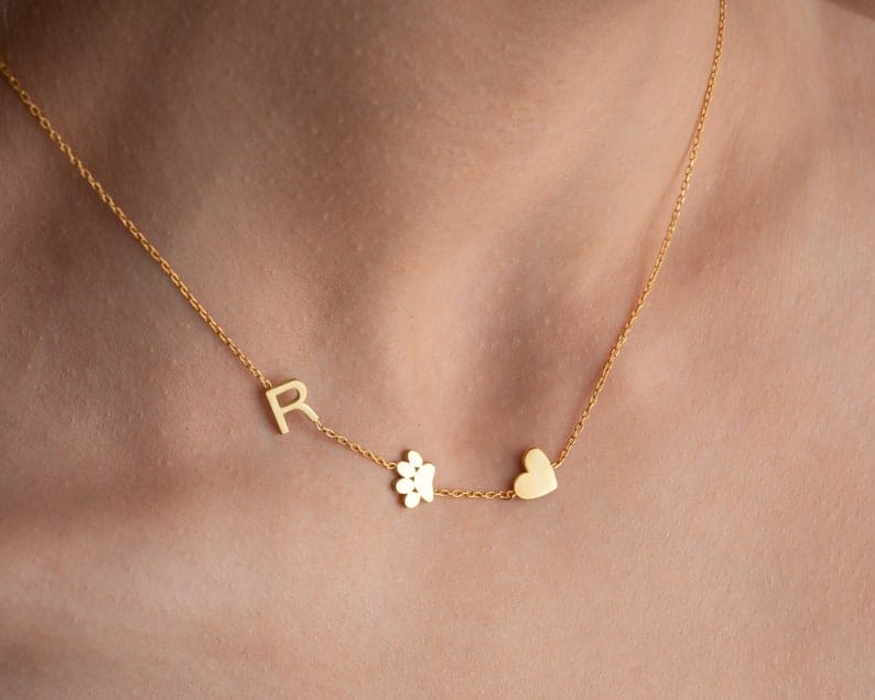 Collier avec Lettre